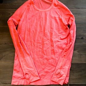 LULULEMON LONG SLEEVE